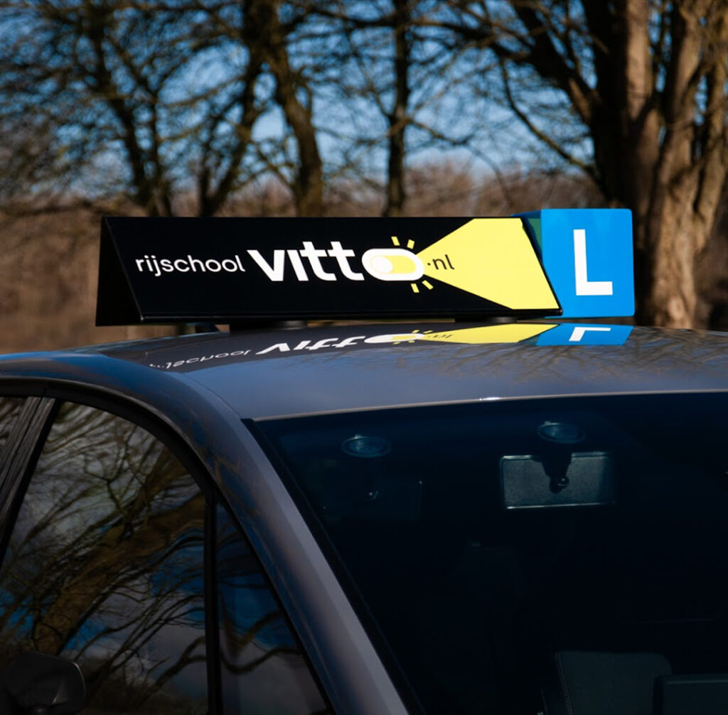 tabitabi creative marketing agency, website, social, branding voor Rijschool Vitto